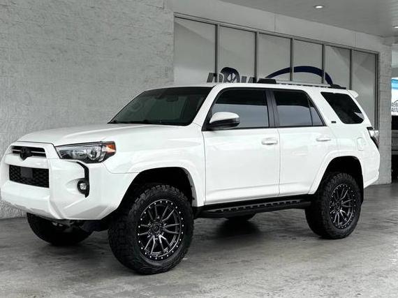 TOYOTA 4-RUNNER 2022 JTEMU5JRXN5977913 image