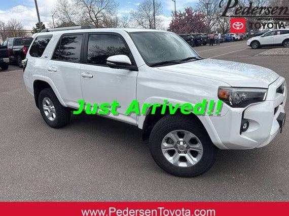 TOYOTA 4-RUNNER 2022 JTENU5JR6N6078271 image