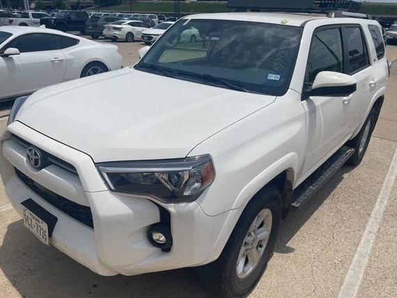 TOYOTA 4-RUNNER 2022 JTEMU5JR6N6006272 image