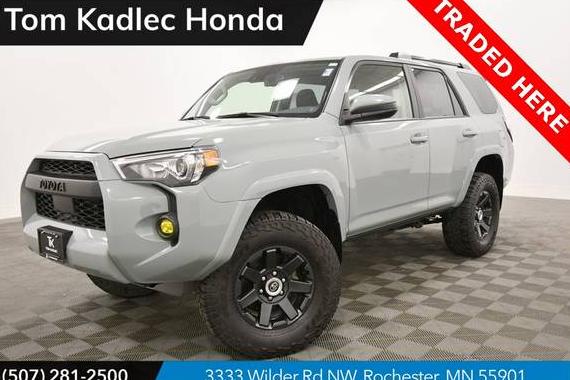 TOYOTA 4-RUNNER 2022 JTETU5JR3N6070748 image
