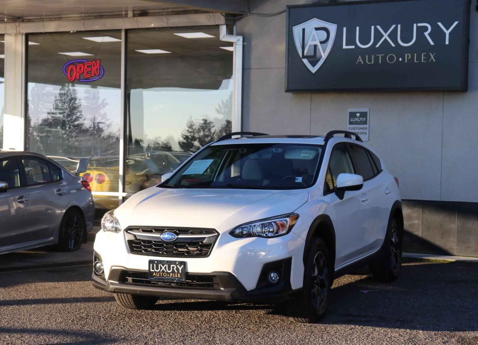 SUBARU CROSSTREK 2019 JF2GTAEC8KH304830 image