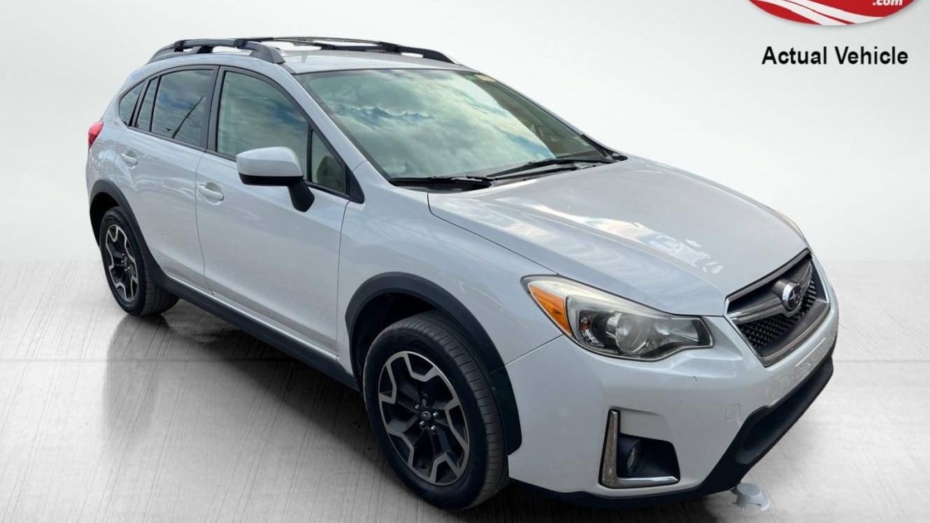 SUBARU CROSSTREK 2017 JF2GPADC4H8255236 image