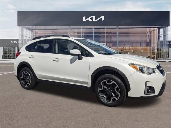 SUBARU CROSSTREK 2017 JF2GPADC7H8204474 image
