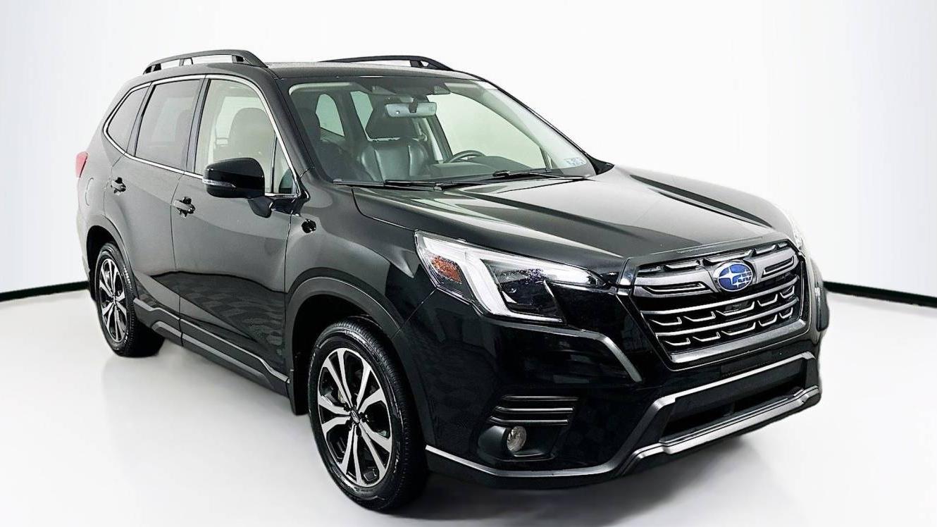 SUBARU FORESTER 2023 JF2SKAPC3PH445225 image