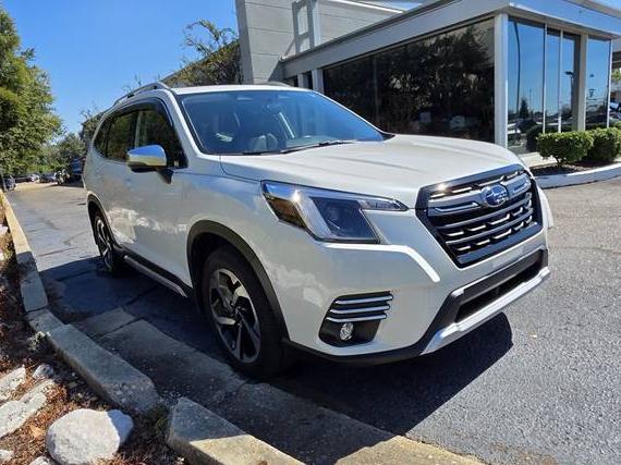 SUBARU FORESTER 2023 JF2SKARC9PH485483 image