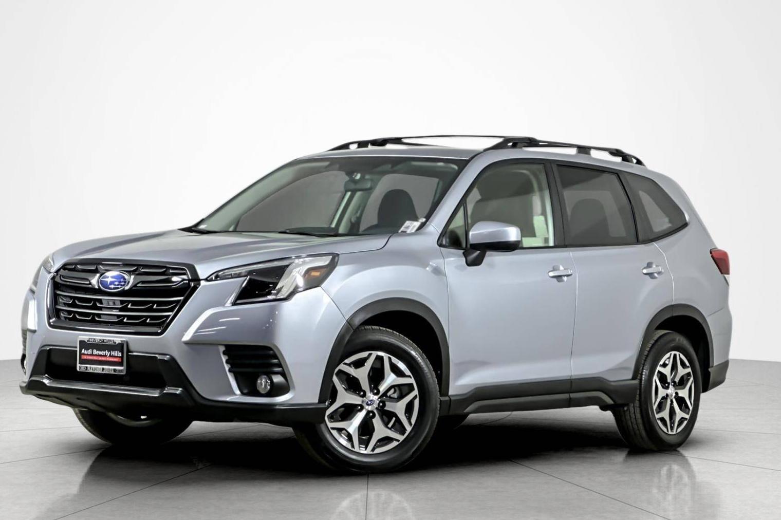 SUBARU FORESTER 2023 JF2SKAEC8PH467093 image