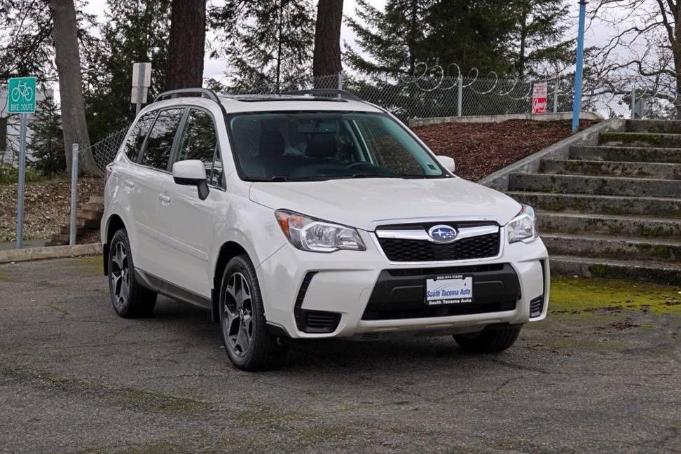 SUBARU FORESTER 2016 JF2SJGDC0GH426416 image