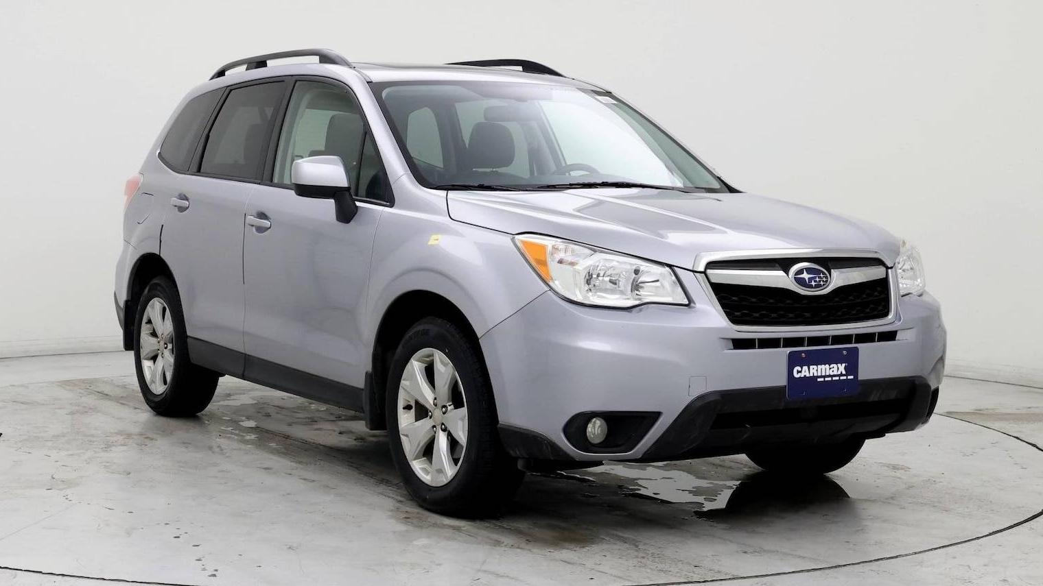 SUBARU FORESTER 2016 JF2SJADC5GG480345 image