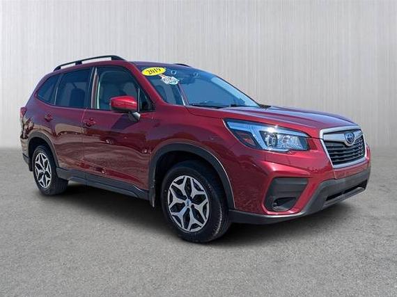 SUBARU FORESTER 2019 JF2SKAEC2KH452629 image