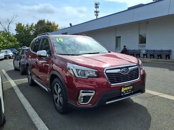 SUBARU FORESTER 2019 JF2SKAWC6KH523832 image