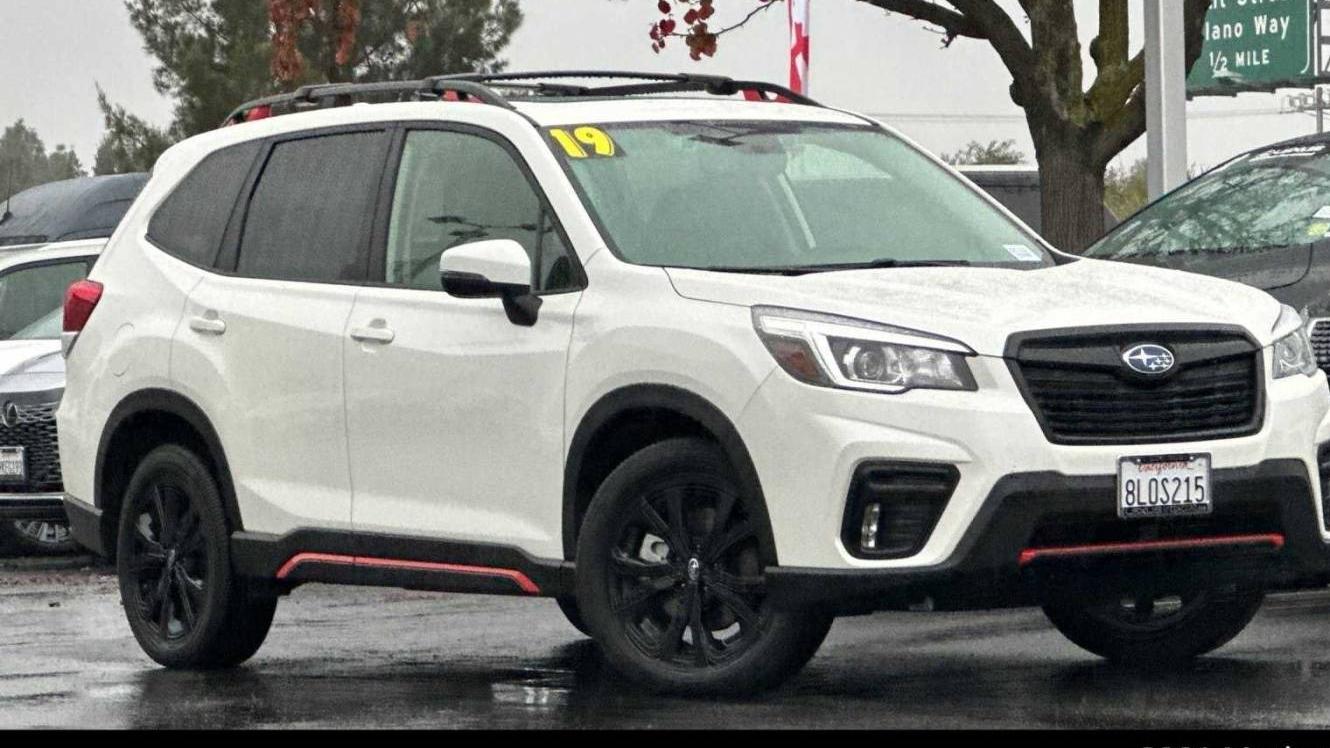 SUBARU FORESTER 2019 JF2SKAPC0KH579358 image