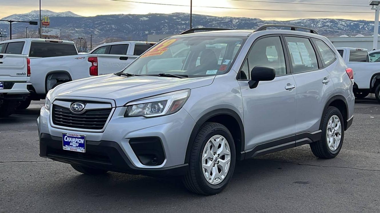 SUBARU FORESTER 2019 JF2SKACC8KH467820 image