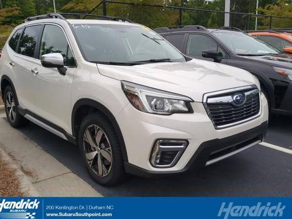 SUBARU FORESTER 2019 JF2SKAWCXKH555098 image