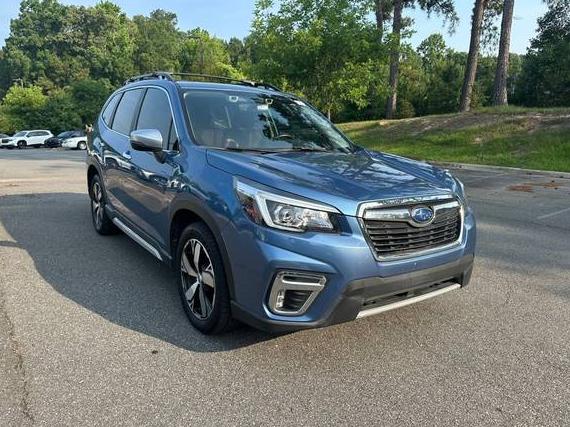 SUBARU FORESTER 2019 JF2SKAWCXKH558230 image