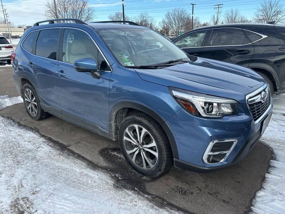 SUBARU FORESTER 2019 JF2SKAUC0KH519102 image