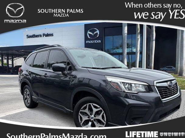 SUBARU FORESTER 2019 JF2SKAGC8KH469366 image