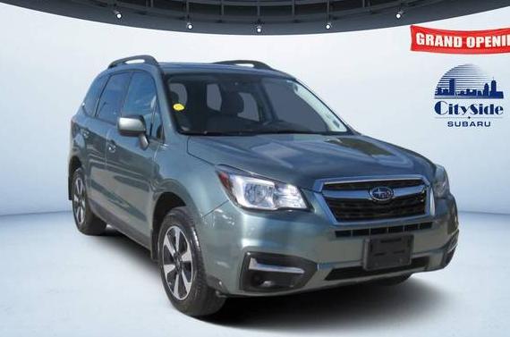 SUBARU FORESTER 2018 JF2SJAEC2JH441549 image