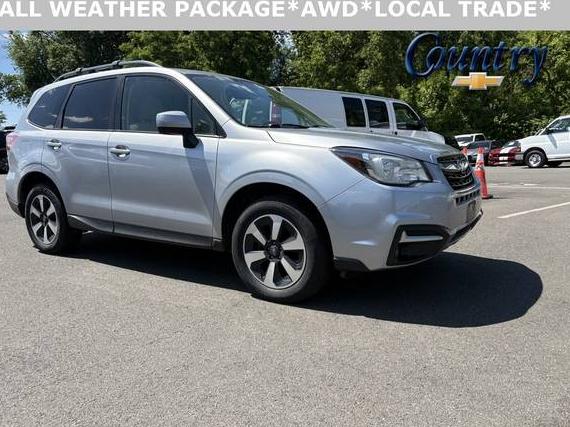 SUBARU FORESTER 2018 JF2SJAGC7JH616911 image
