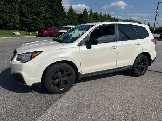 SUBARU FORESTER 2018 JF2SJAGC2JH558366 image