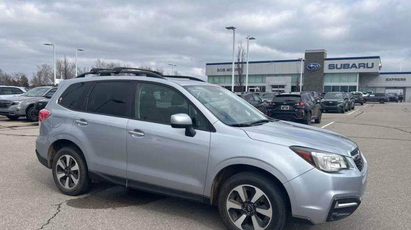 SUBARU FORESTER 2018 JF2SJAEC9JH447753 image