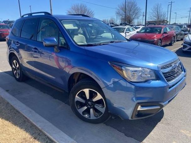 SUBARU FORESTER 2018 JF2SJAGC8JH464217 image