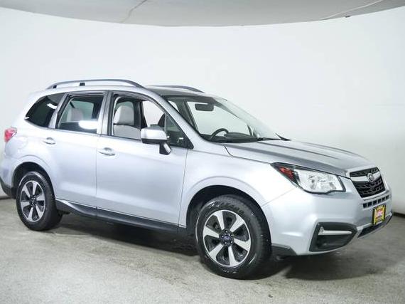 SUBARU FORESTER 2018 JF2SJAEC8JH582593 image