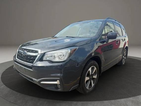 SUBARU FORESTER 2018 JF2SJAGC9JH432215 image