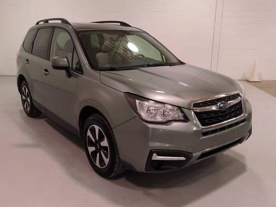 SUBARU FORESTER 2018 JF2SJAEC8JH435237 image