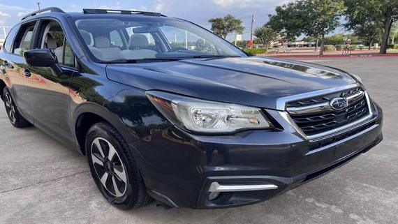 SUBARU FORESTER 2018 JF2SJAGCXJH431901 image