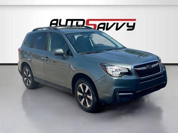 SUBARU FORESTER 2018 JF2SJARC5JH477455 image