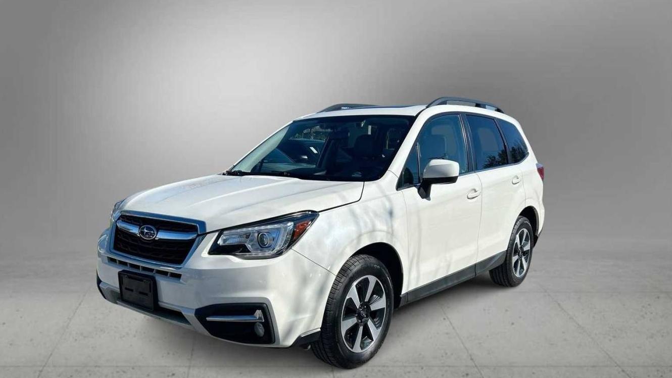 SUBARU FORESTER 2018 JF2SJARC8JH586198 image