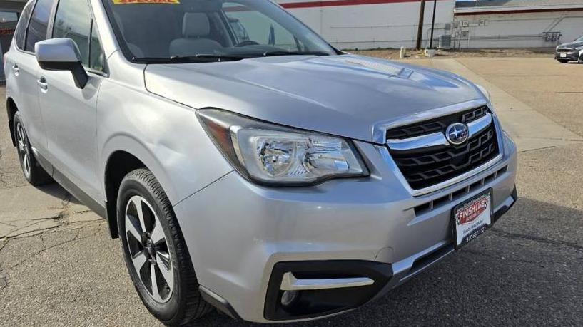 SUBARU FORESTER 2018 JF2SJAGC3JH538451 image