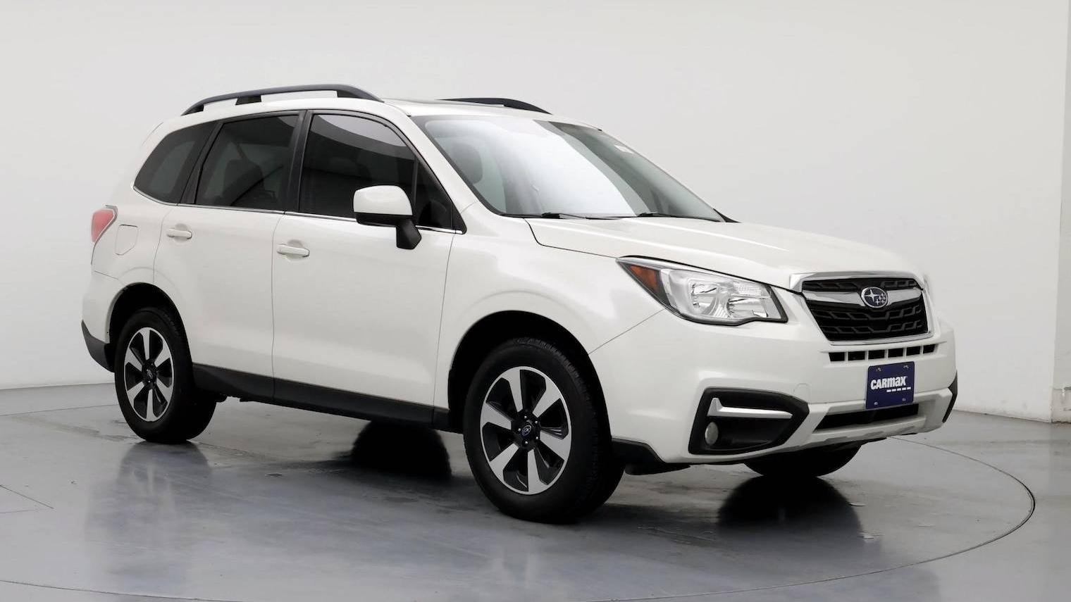 SUBARU FORESTER 2018 JF2SJAJC7JH453573 image