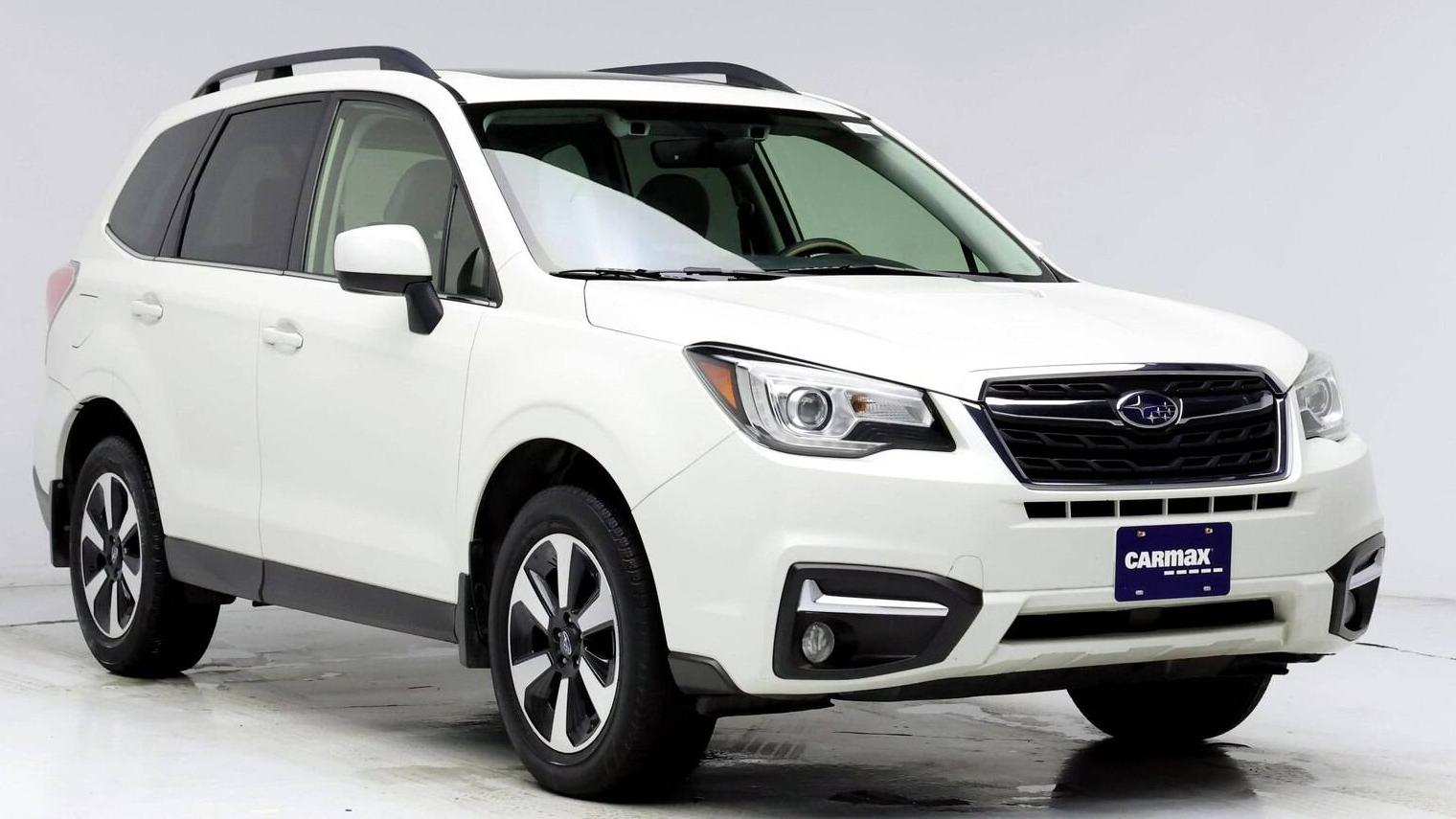 SUBARU FORESTER 2017 JF2SJARC5HH449696 image