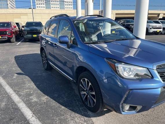 SUBARU FORESTER 2017 JF2SJGWC0HH517992 image SUBARU FORESTER 2017 JF2SJGWC0HH517992 image
