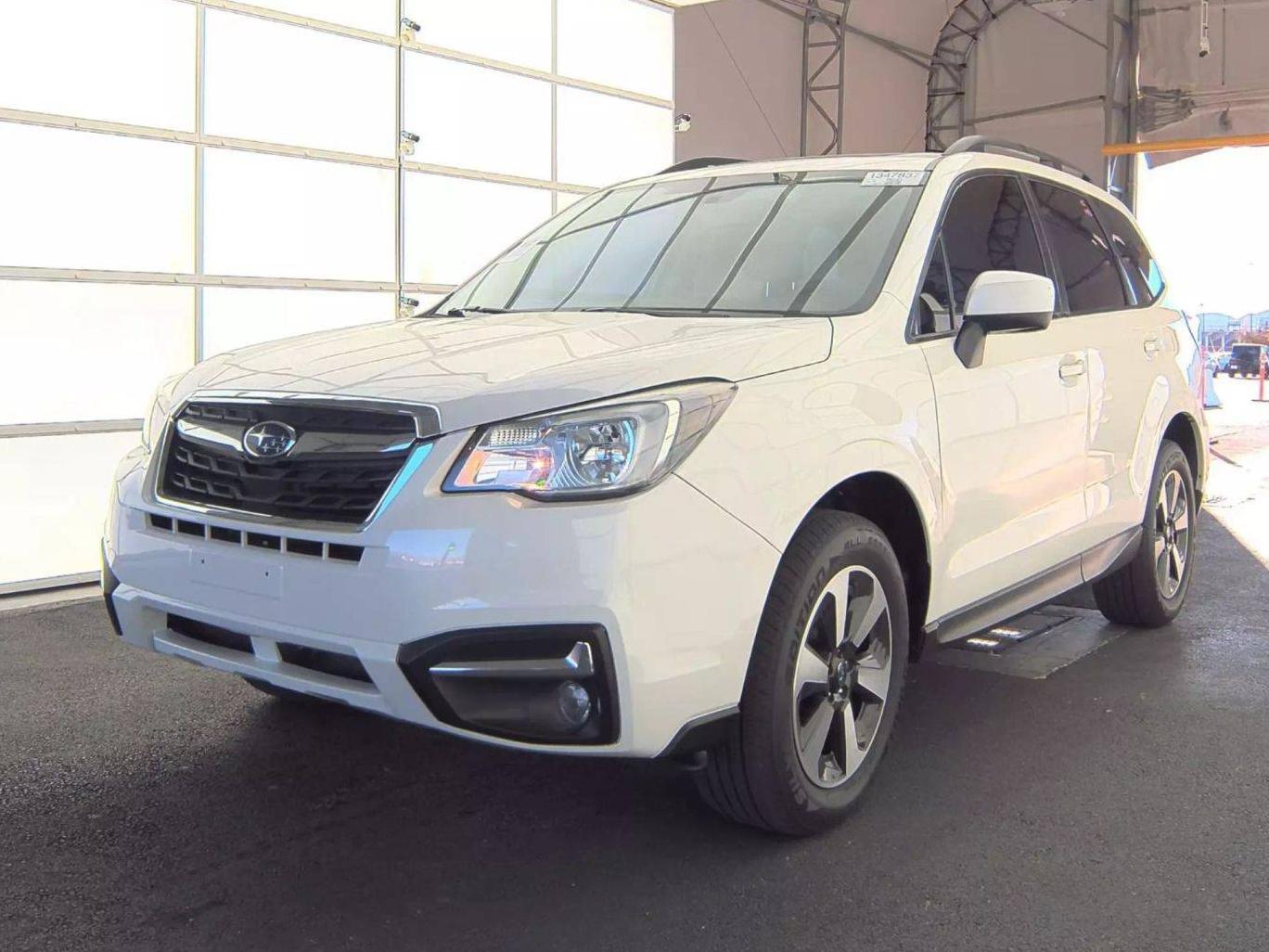 SUBARU FORESTER 2017 JF2SJAGC9HH517923 image