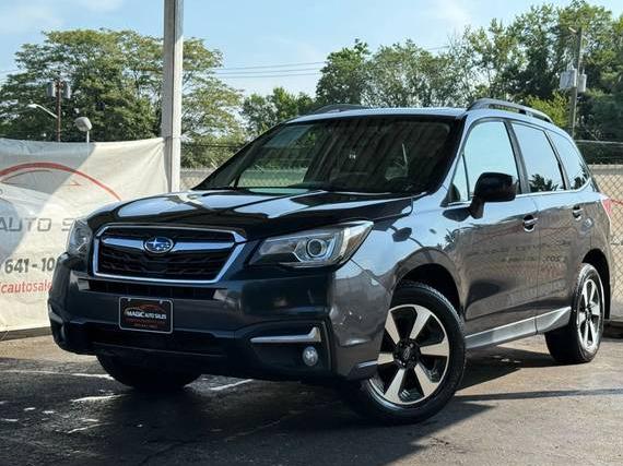 SUBARU FORESTER 2017 JF2SJARC2HH506257 image