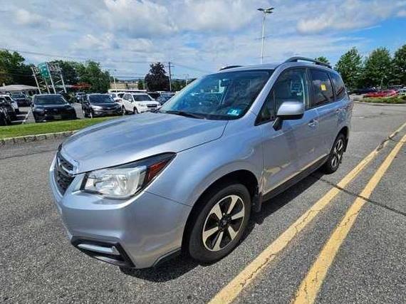 SUBARU FORESTER 2017 JF2SJAEC5HH425713 image