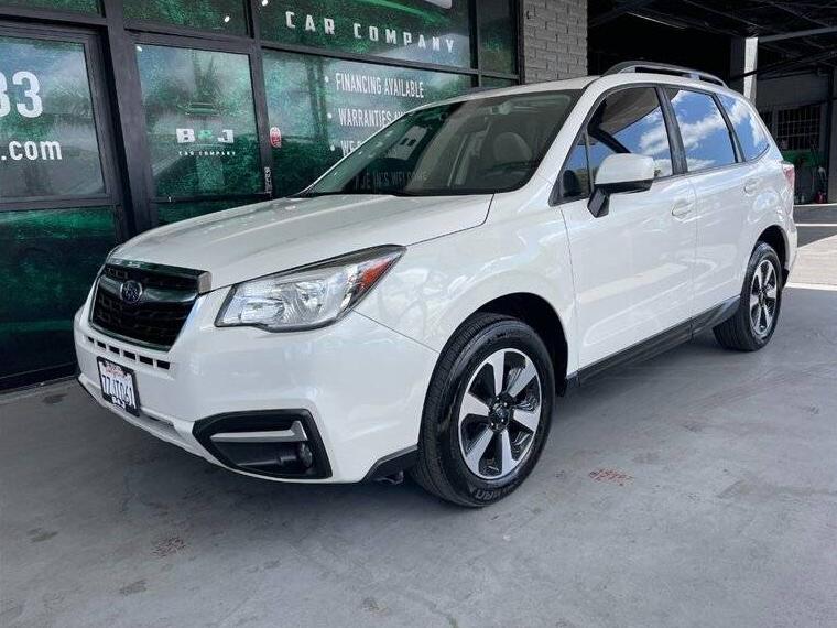 SUBARU FORESTER 2017 JF2SJAGC1HH805032 image
