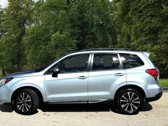 SUBARU FORESTER 2017 JF2SJGWC5HH532052 image