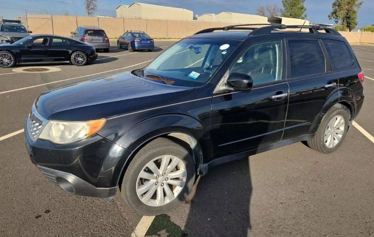 SUBARU FORESTER 2012 JF2SHBDC1CH459403 image