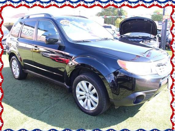 SUBARU FORESTER 2012 JF2SHACC6CH465564 image