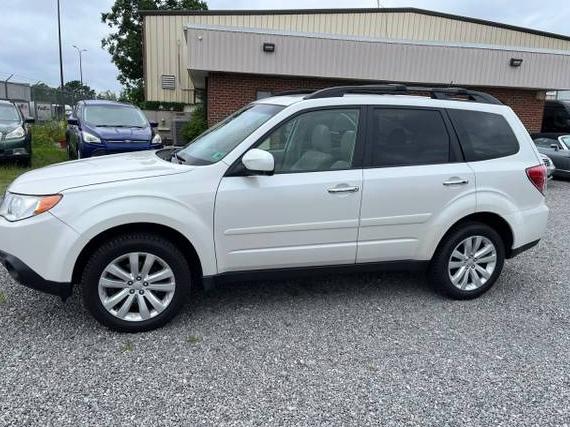 SUBARU FORESTER 2012 JF2SHAEC9CH446018 image