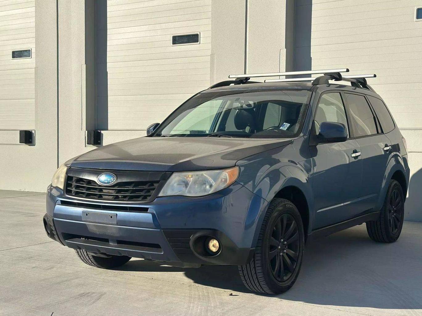 SUBARU FORESTER 2011 JF2SHAFC4BH711912 image