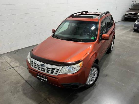 SUBARU FORESTER 2011 JF2SHBDC0BH766835 image