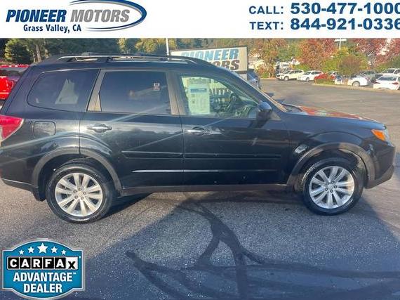 SUBARU FORESTER 2011 JF2SHBDC7BH779873 image