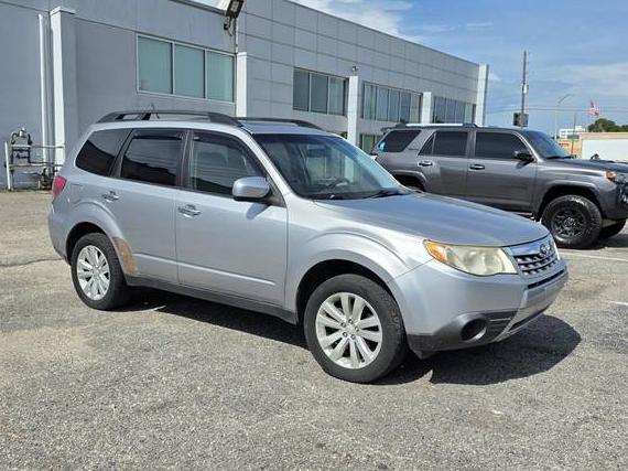SUBARU FORESTER 2013 JF2SHADC5DH421586 image SUBARU FORESTER 2013 JF2SHADC5DH421586 image