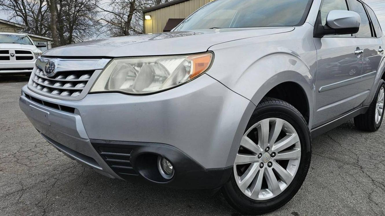 SUBARU FORESTER 2013 JF2SHAFCXDH413206 image