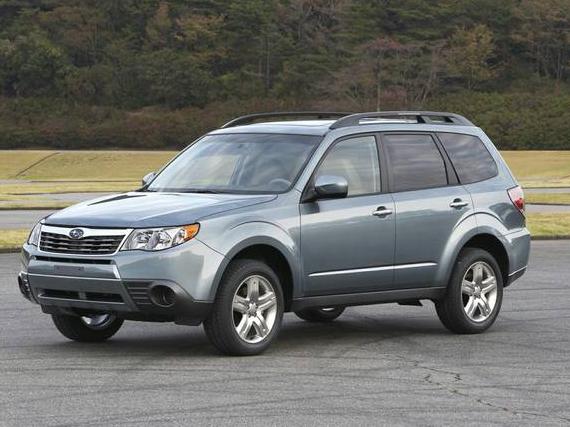 SUBARU FORESTER 2013 JF2SHAEC8DH412735 image