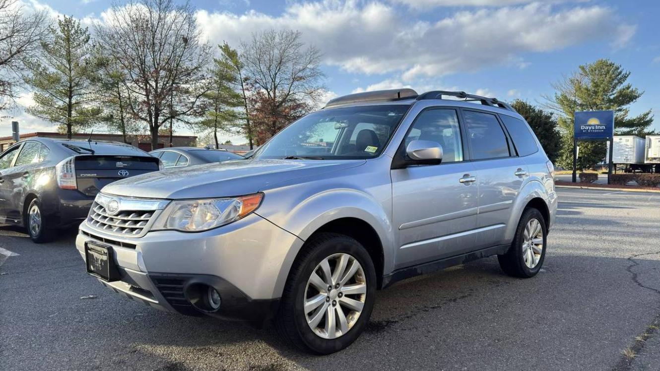 SUBARU FORESTER 2013 JF2SHADC7DH446571 image